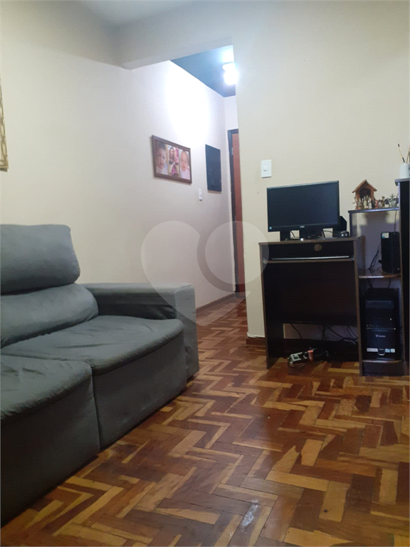 Apartamento à Venda no Bairro do Brás com 52 m² 2 quartos e armário embutido