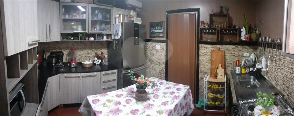 Apartamento à Venda no Bairro do Brás com 52 m² 2 quartos e armário embutido