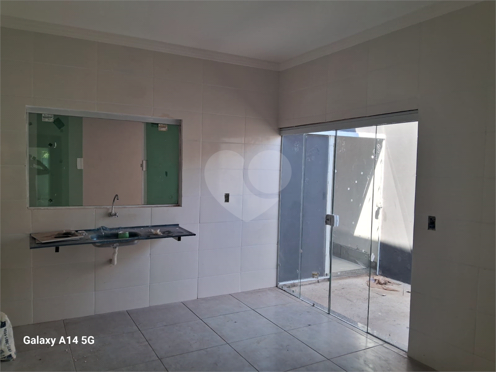 Casa à venda com 2 quartos, 73m² - Foto 17