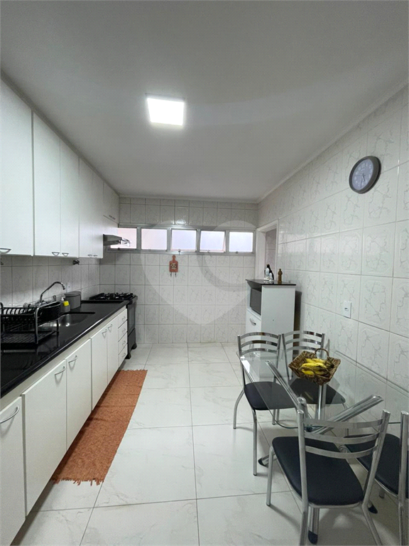 Apartamento à venda com 3 quartos, 100m² - Foto 4