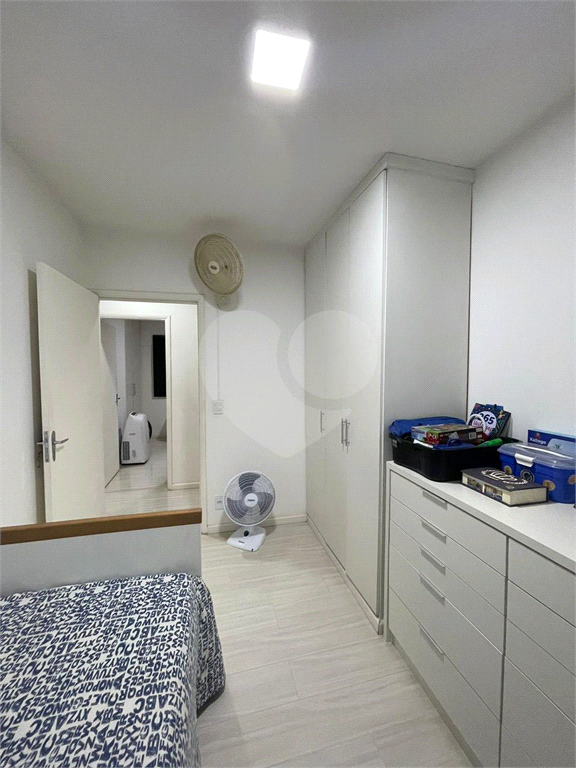 Apartamento à venda com 3 quartos, 100m² - Foto 17