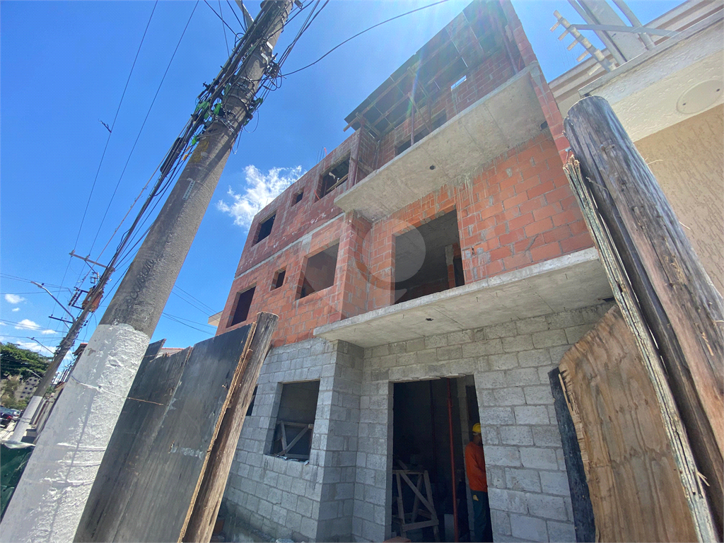 APARTAMENTO À VENDA VILA GUILHERME -02 DORM - 01 VAGA - QUINTAL PRIVATIVO