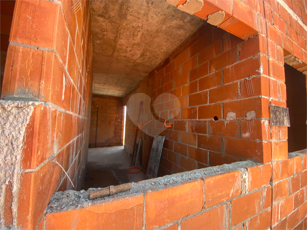 APARTAMENTO À VENDA VILA ISOLINA MAZZEI 1 DORMITÓRIO COM SACADA E QUINTAL 