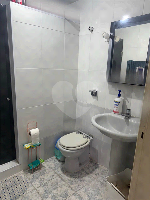 Apartamento à venda com 2 quartos, 80m² - Foto 13