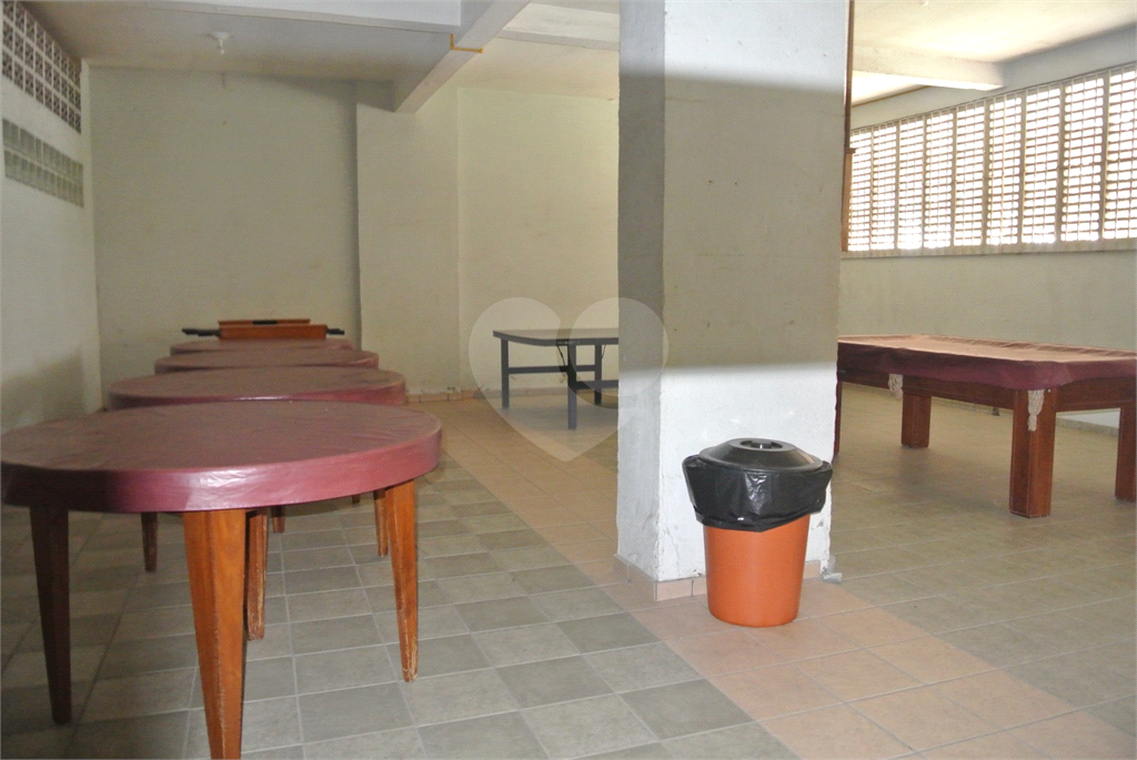 Apartamento à venda com 2 quartos, 80m² - Foto 28