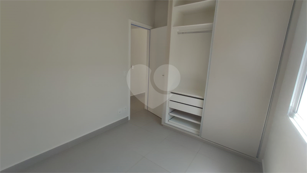 Apartamento à venda com 2 quartos, 56m² - Foto 17