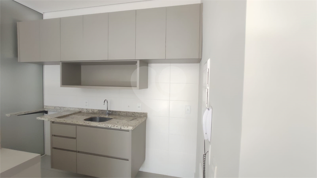 Apartamento à venda com 2 quartos, 56m² - Foto 2