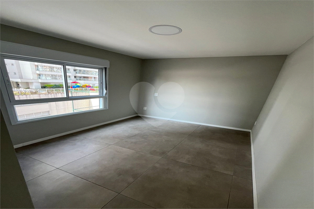 Apartamento com 2 dormitorios e 1 vaga na Barra Funda - Zona Oeste - SP