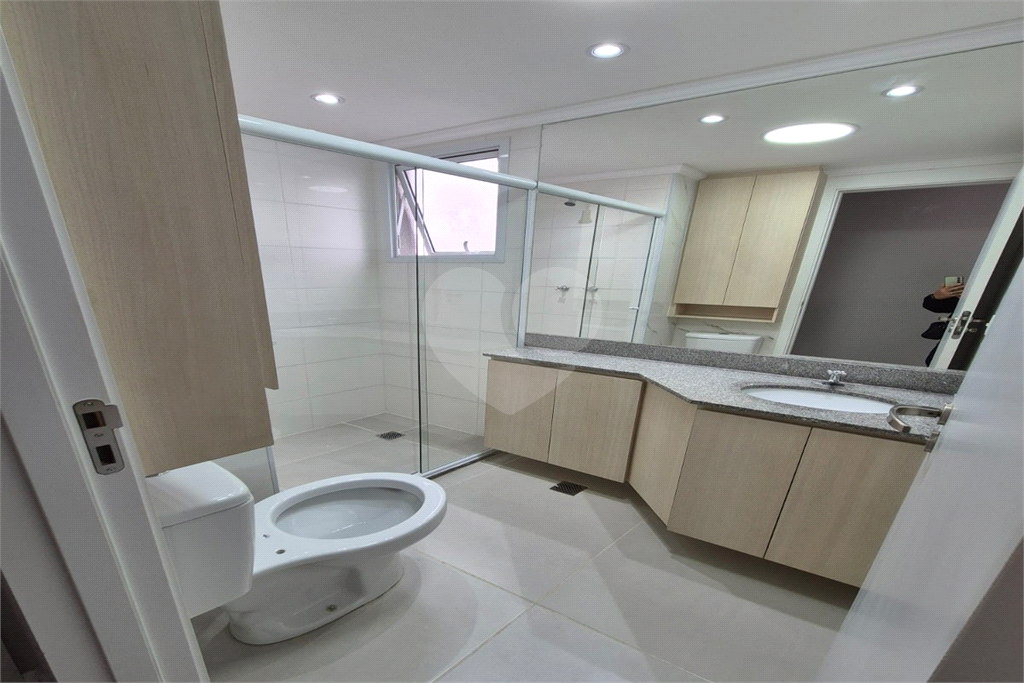 Apartamento com 2 dormitorios e 1 vaga na Barra Funda - Zona Oeste - SP