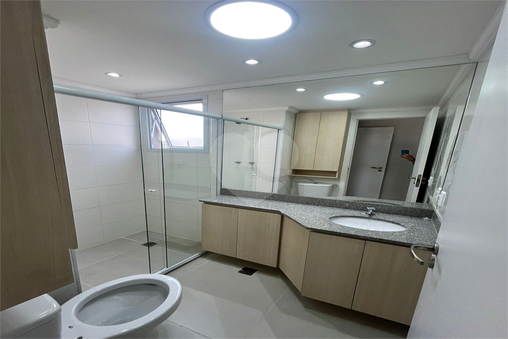 Apartamento com 2 dormitorios e 1 vaga na Barra Funda - Zona Oeste - SP
