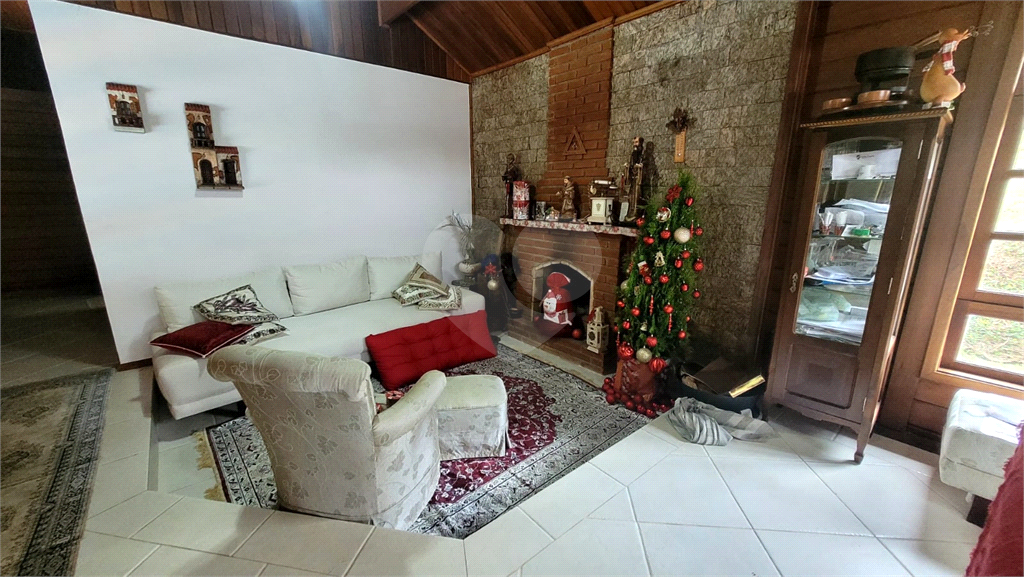 Casa de Condomínio à venda com 3 quartos, 202m² - Foto 5