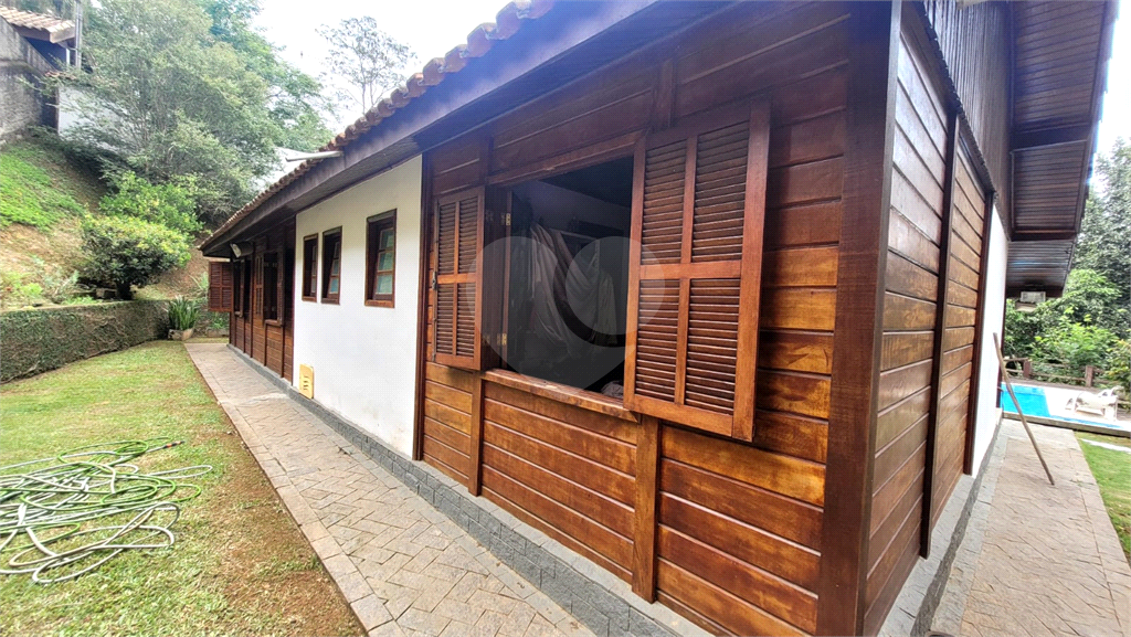 Casa de Condomínio à venda com 3 quartos, 202m² - Foto 20