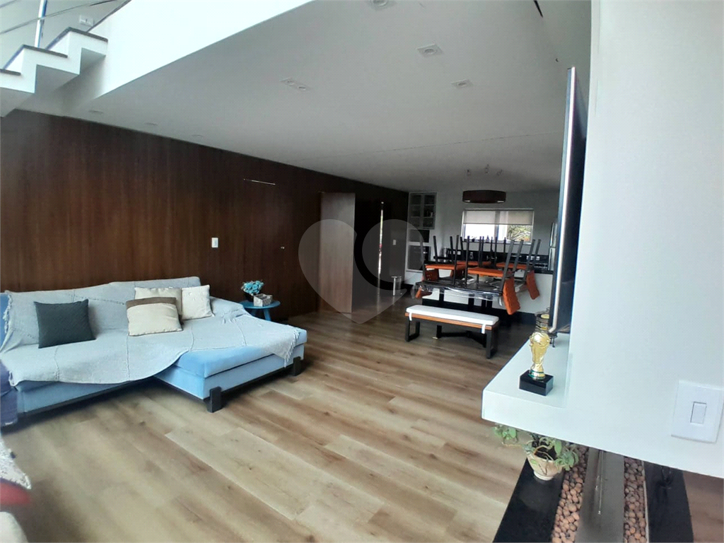 Casa de Condomínio à venda com 3 quartos, 250m² - Foto 11
