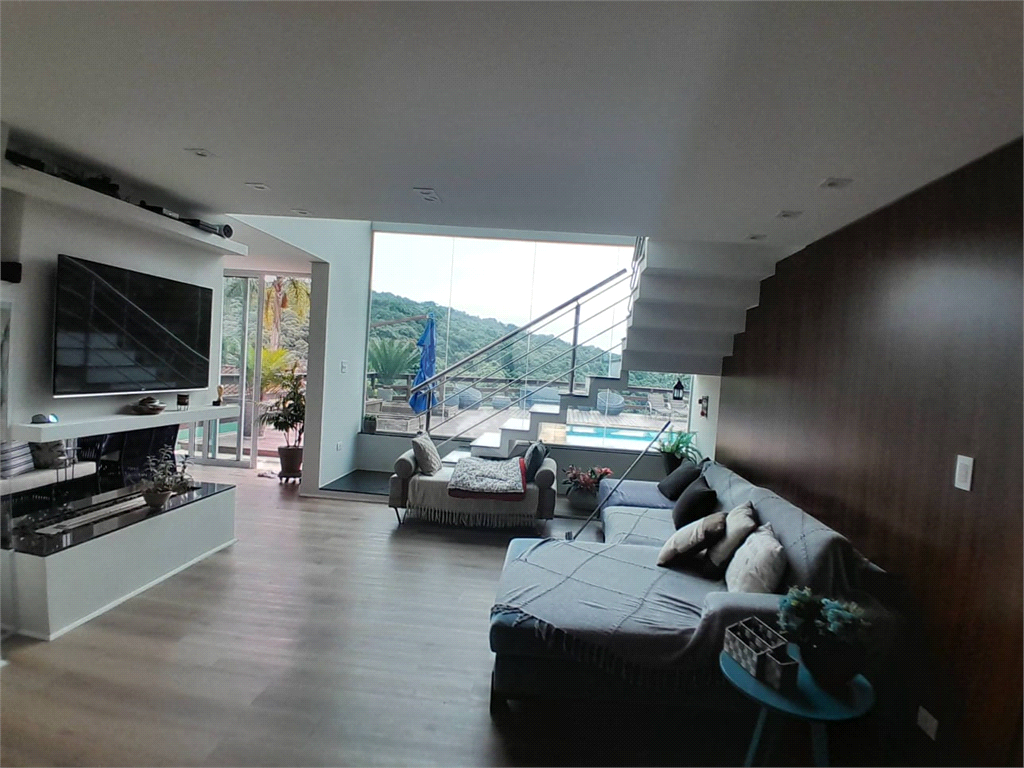 Casa de Condomínio à venda com 3 quartos, 250m² - Foto 12
