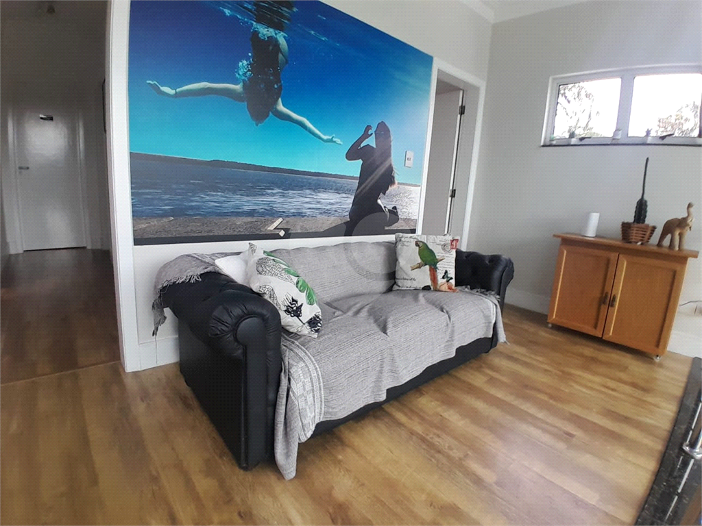 Casa de Condomínio à venda com 3 quartos, 250m² - Foto 8
