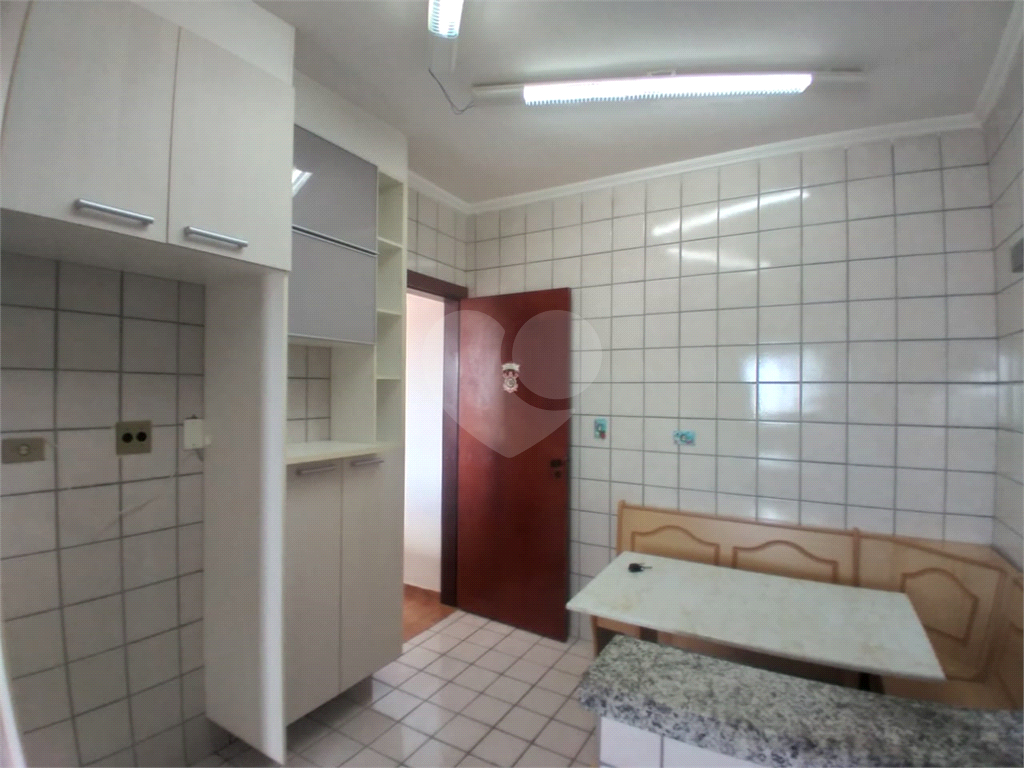 Apartamento à venda com 1 quarto, 60m² - Foto 12