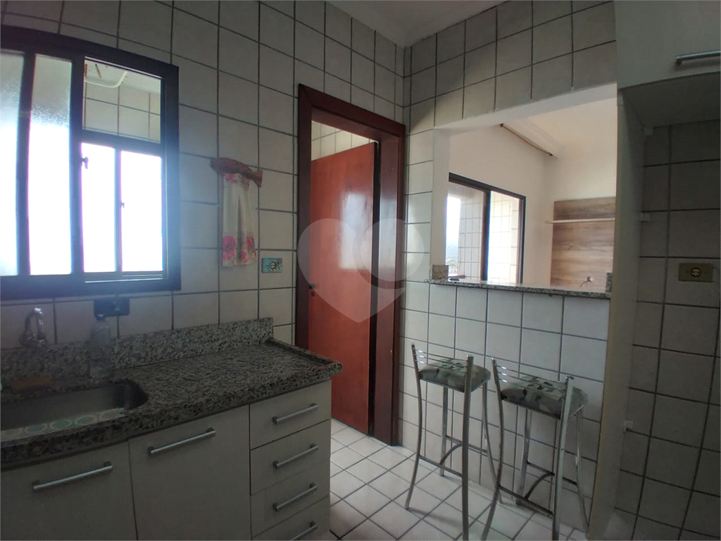 Apartamento à venda com 1 quarto, 60m² - Foto 15