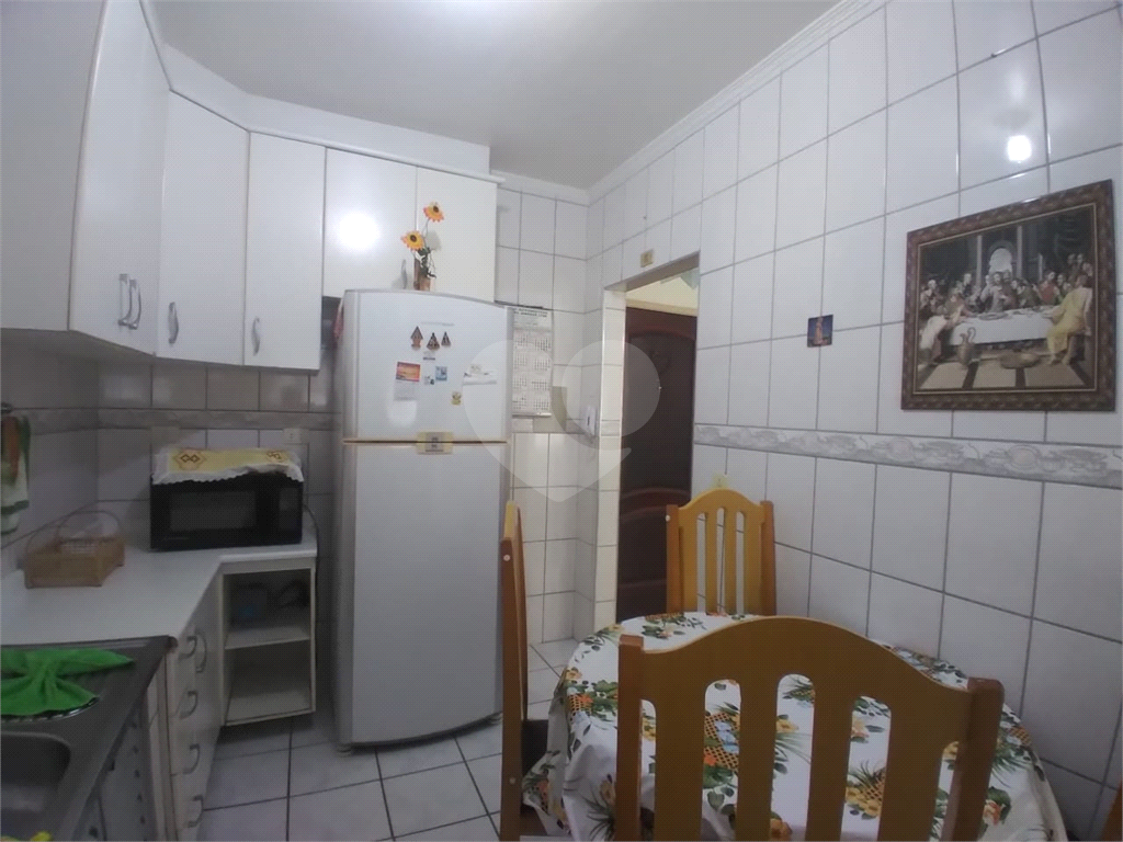 Apartamento à venda com 2 quartos, 62m² - Foto 13