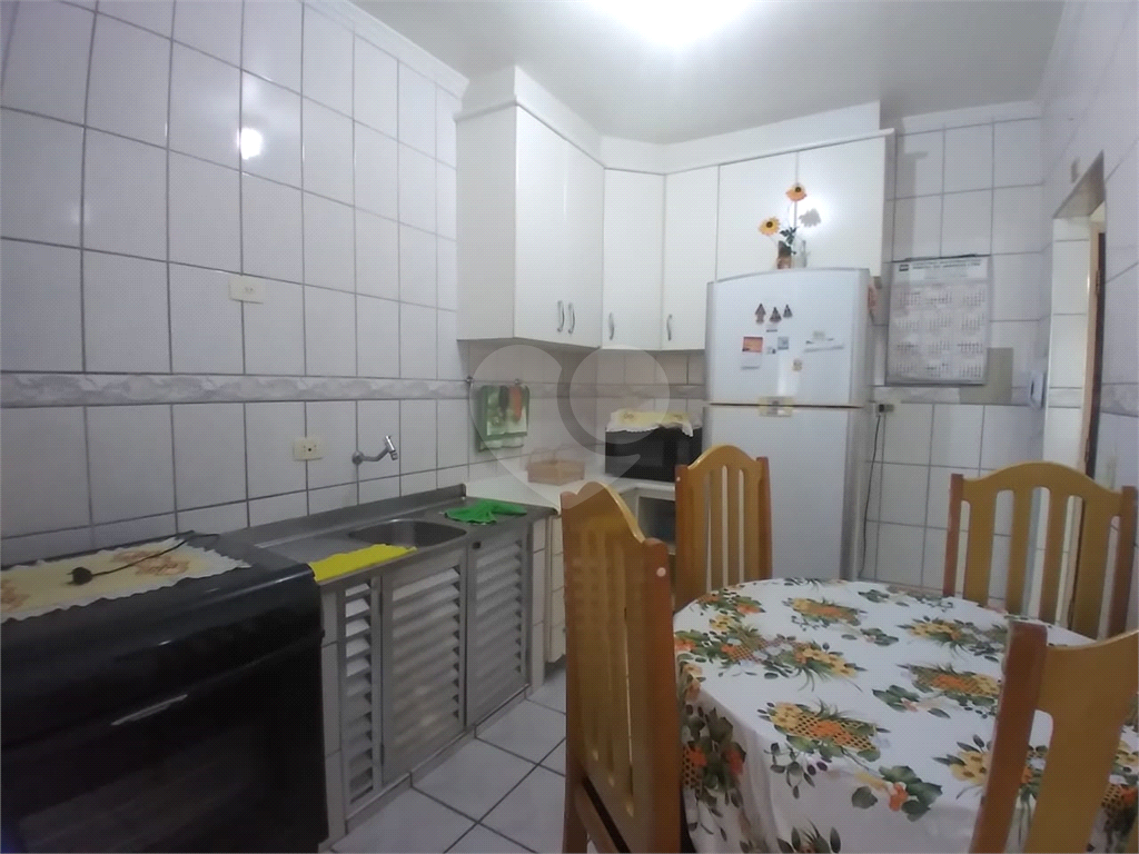 Apartamento à venda com 2 quartos, 62m² - Foto 12