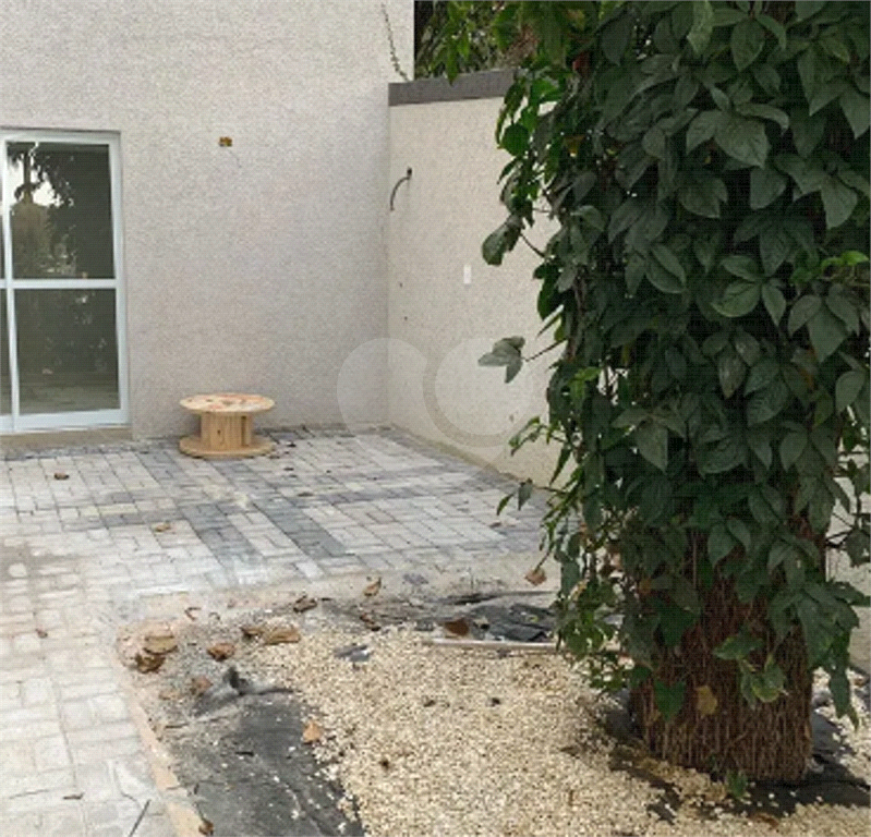APARTAMENTO em TREMEMBÉ