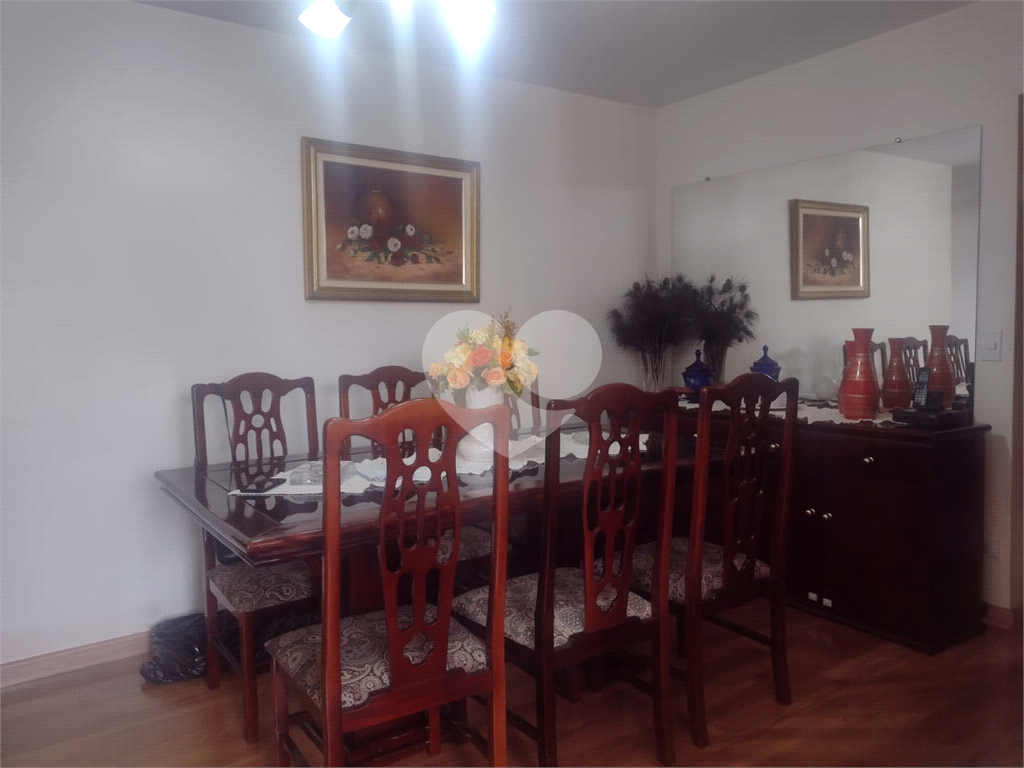 APARTAMENTO em VILA ROMANA