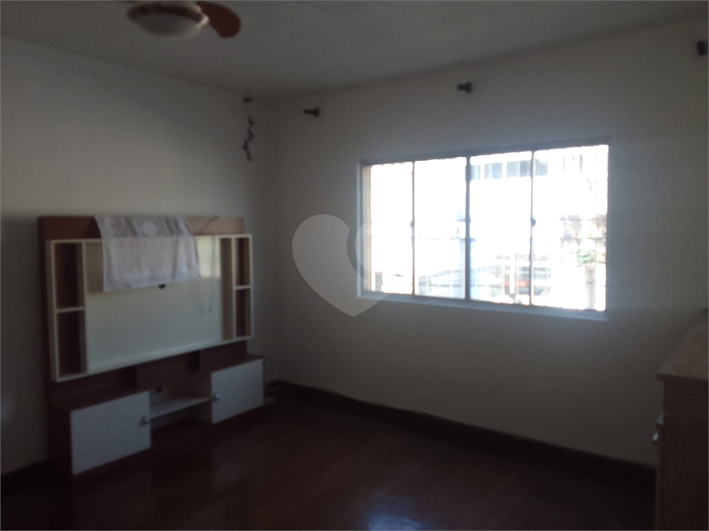 Apartamento em Osasco, Km 18, excelente local, 76m², 2 quartos, 1 banheiro, sala, 1 vaga coberta