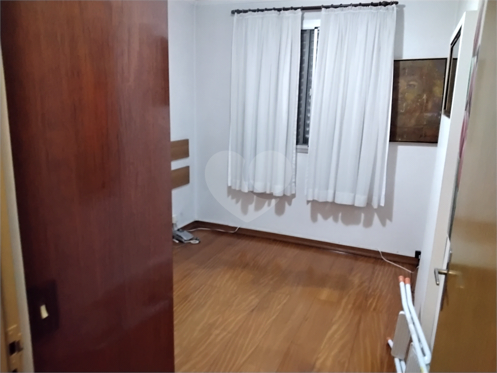 Apartamento à venda com 2 quartos, 55m² - Foto 21