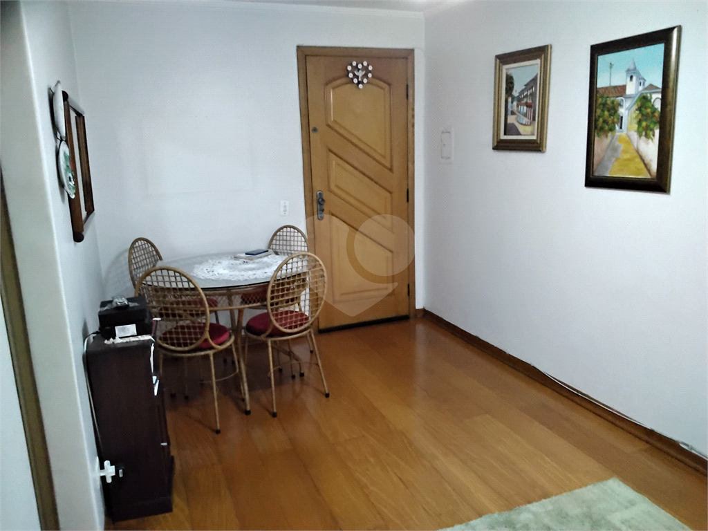 Apartamento à venda com 2 quartos, 55m² - Foto 22