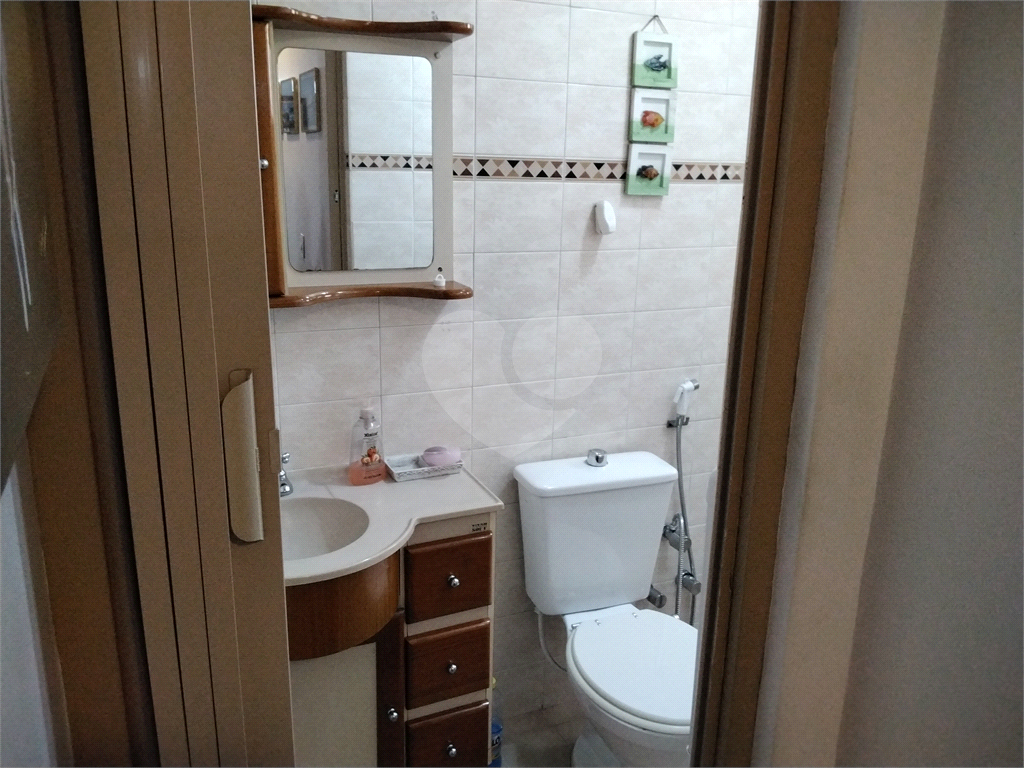 Apartamento à venda com 2 quartos, 55m² - Foto 18