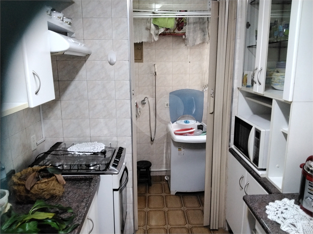 Apartamento à venda com 2 quartos, 55m² - Foto 10