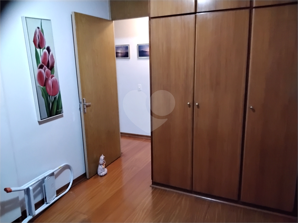 Apartamento à venda com 2 quartos, 55m² - Foto 15