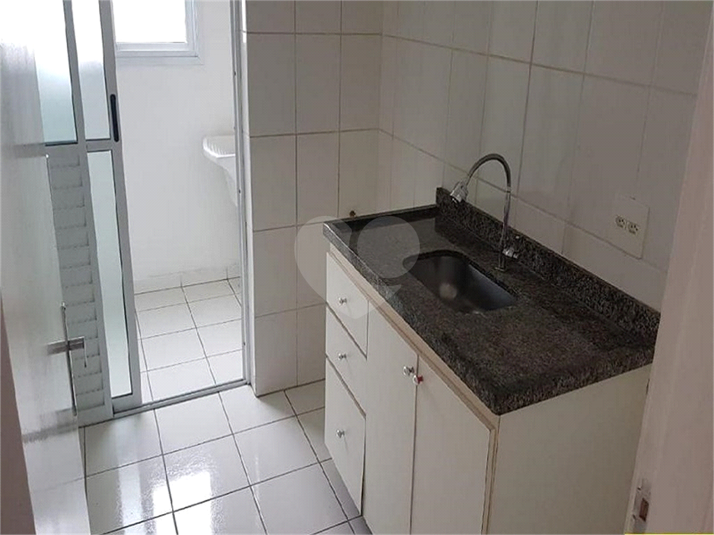 Apartamento à venda com 2 quartos, 50m² - Foto 12