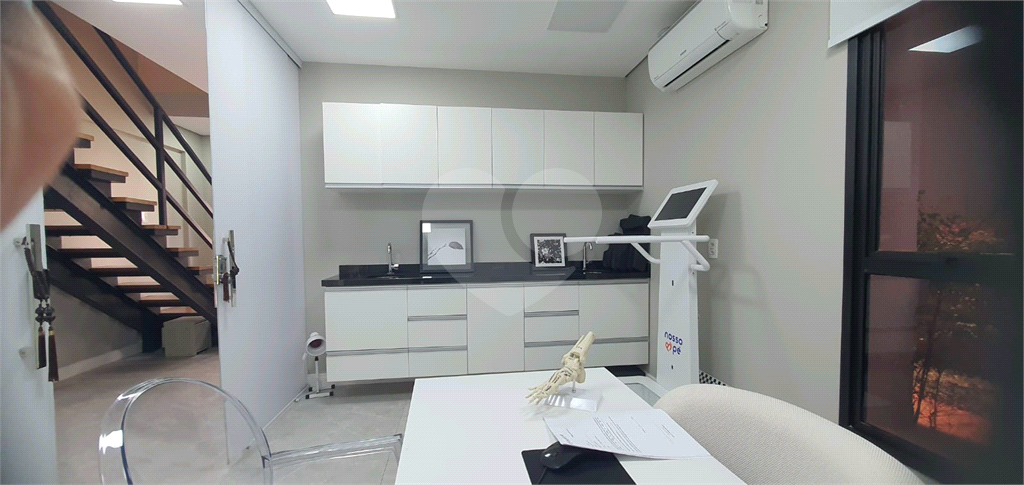 Imóvel 145m² clínica médica mobiliada, pronta com 5 salas cozinha e vaga Vila Hamburquesa Vila Lobos