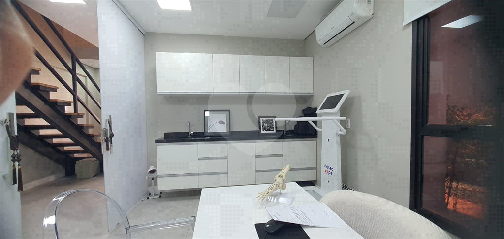 Imóvel 145m² clínica médica mobiliada, pronta com 5 salas cozinha e vaga Vila Hamburquesa Vila Lobos