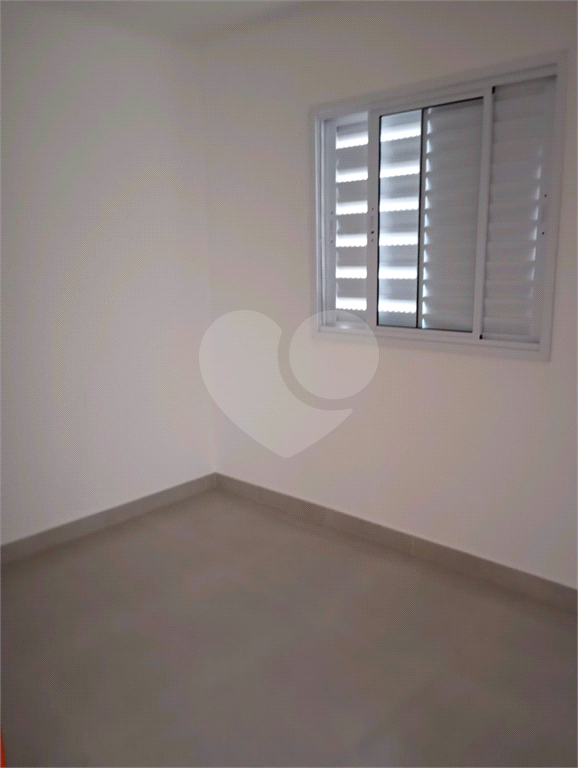 Apartamento à venda com 2 quartos, 40m² - Foto 12