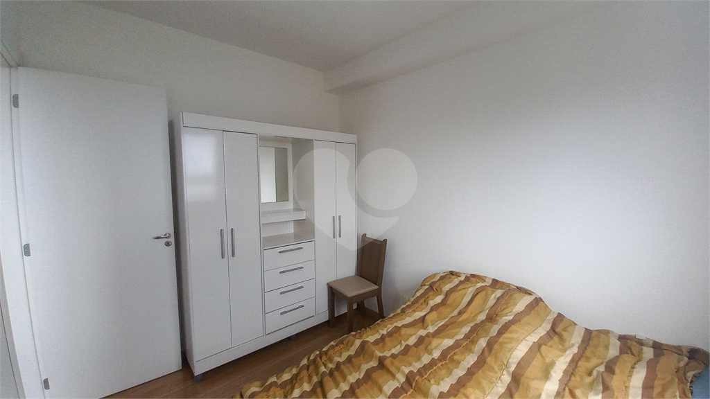 Apartamento à venda com 2 quartos, 34m² - Foto 15