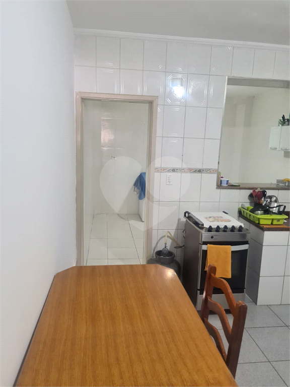 Sobrado à venda com 2 quartos, 70m² - Foto 2