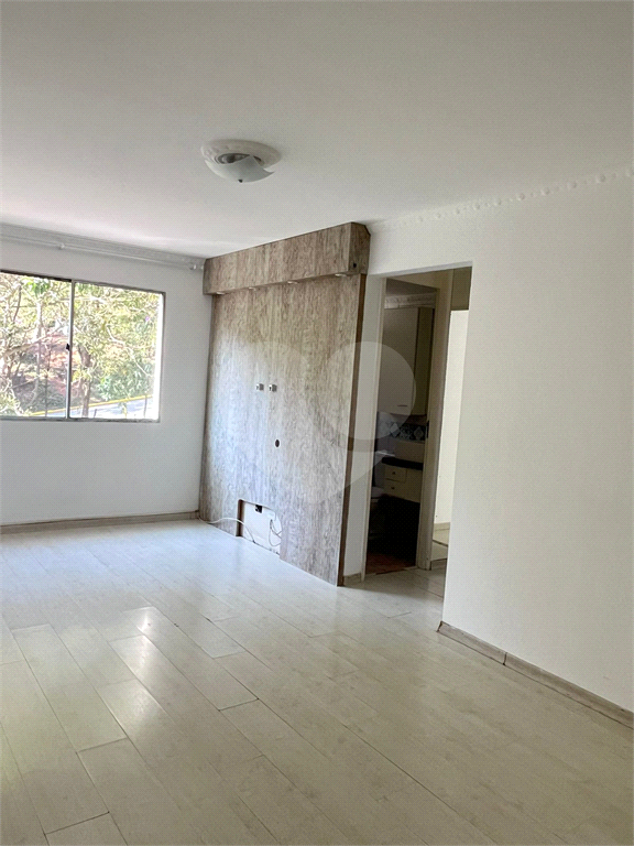 APARTAMENTO em HORTO