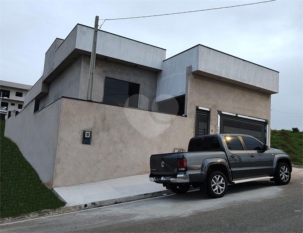 Casa à venda com 3 quartos, 170m² - Foto 3
