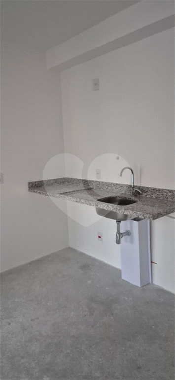 APARTAMENTO em PINHEIROS