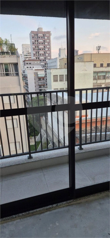 Studio no Condomínio Kronos Vila Madalena - 1 Dormitório, Terraço Privativo e Vaga de Garagem