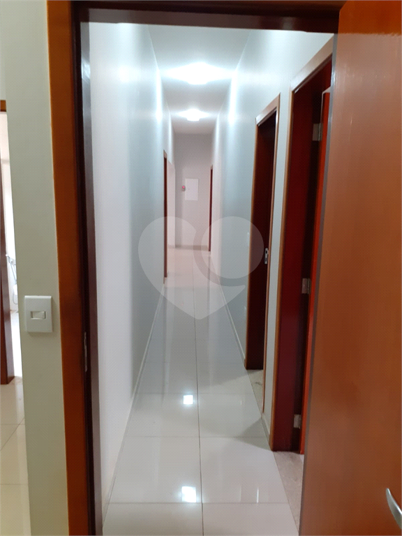 Casa à venda com 3 quartos, 192m² - Foto 3