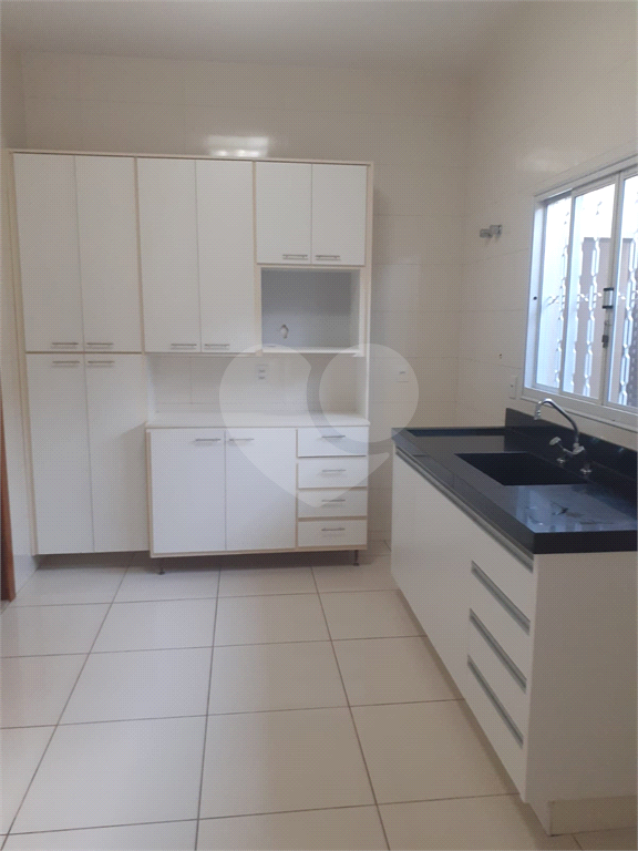 Casa à venda com 3 quartos, 192m² - Foto 16