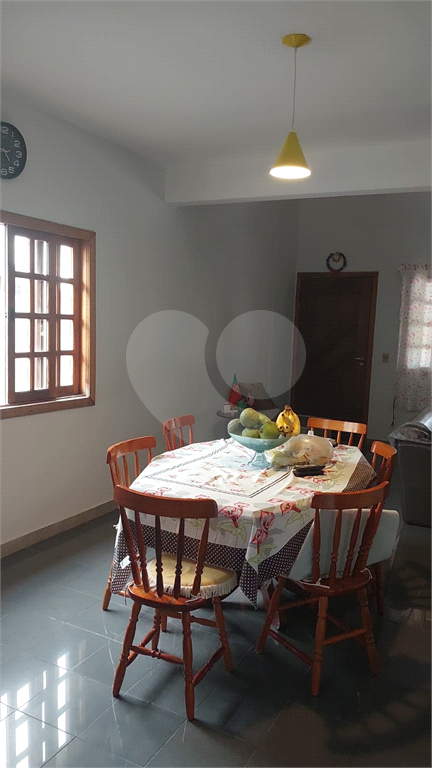 Casa à venda e aluguel com 4 quartos, 240m² - Foto 18