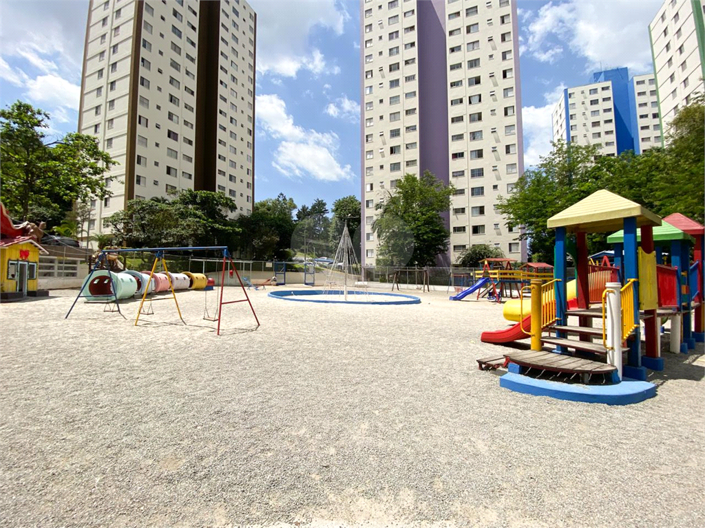 APARTAMENTO em HORTO FLORESTAL