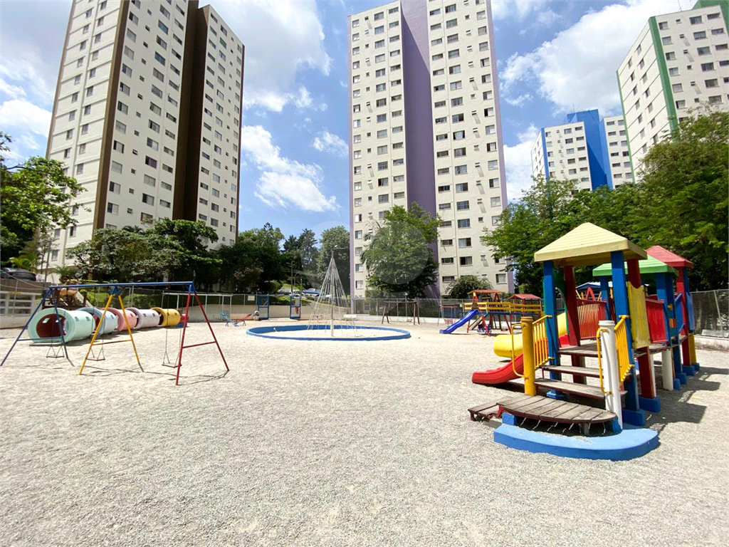 APARTAMENTO em HORTO FLORESTAL