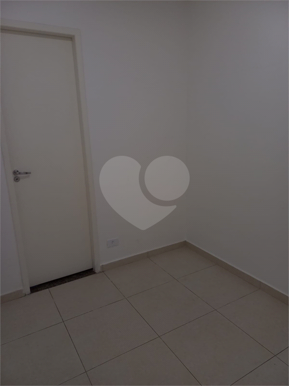 Casa em condomínio na Vila Maria 2 vagas