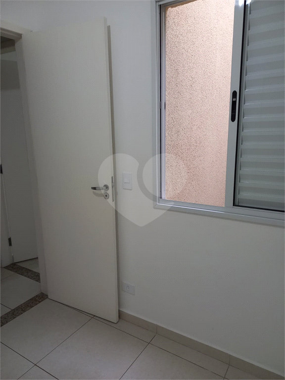 Casa em condomínio na Vila Maria 2 vagas