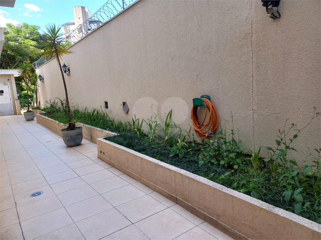 Casa em condomínio na Vila Maria 2 vagas