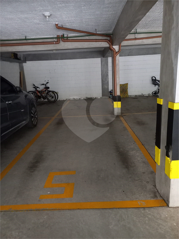 Casa em condomínio na Vila Maria 2 vagas